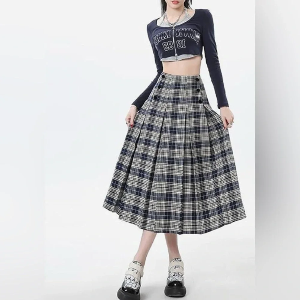 Korean Retro Women's High Waisted Pleated A-line Long Skirt - Picture 2 of 13